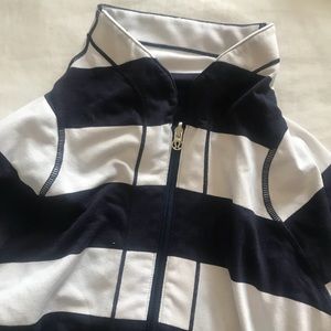Lululemon half zip